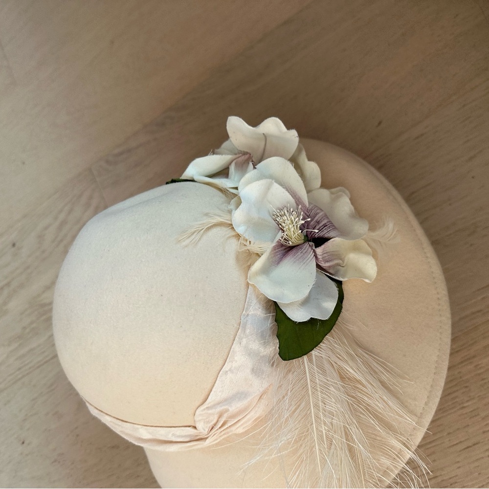 Elegant Cream Floral Headband